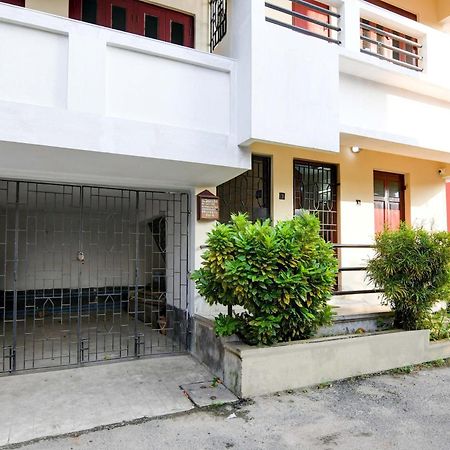 Oyo Simplex Guest House Behala Calcutta Extérieur photo